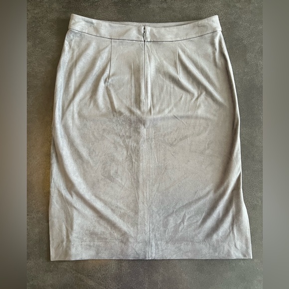 LOFT Outlet Skirt - Size 6 - Gray - Picture 3 of 5